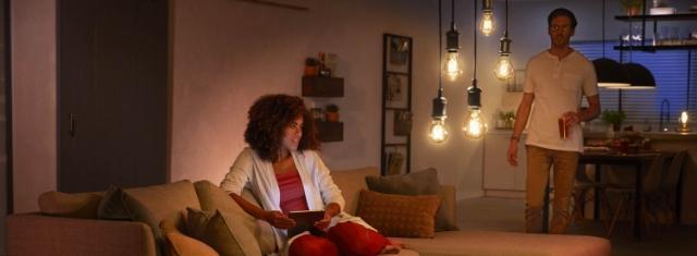 Philips_Hue-Philips-studierabat-lys-elektronik-trådløs-belysning-starterkit