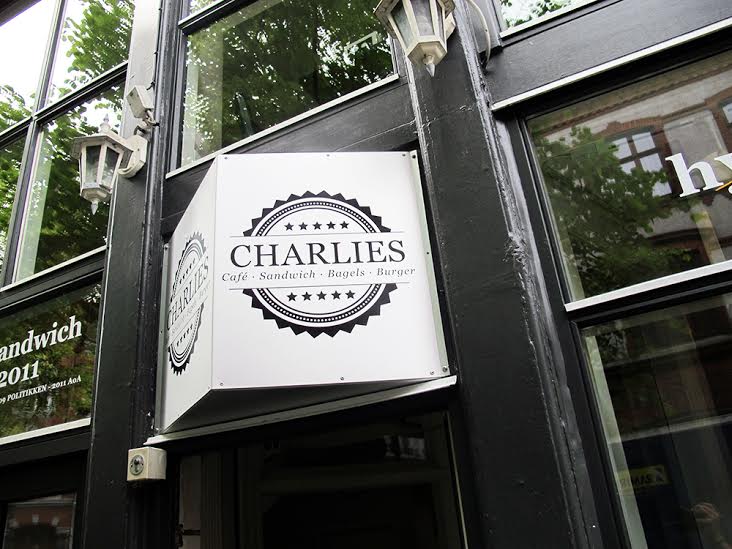 Menukortet hos Charlies i Aarhus